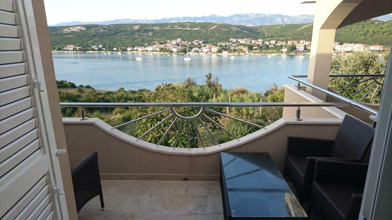 Villa Vila Apartment Novalja