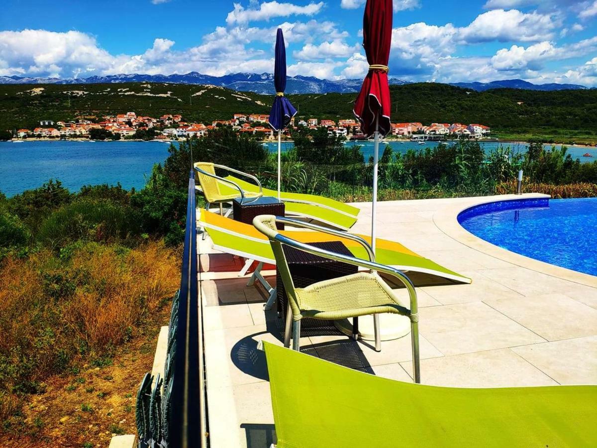 Apartment Villa Vila Novalja